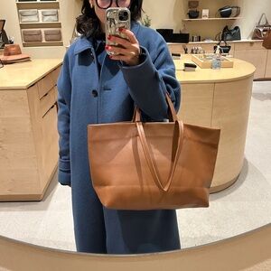Cuyana Tan Leather Tote Bag - Classic